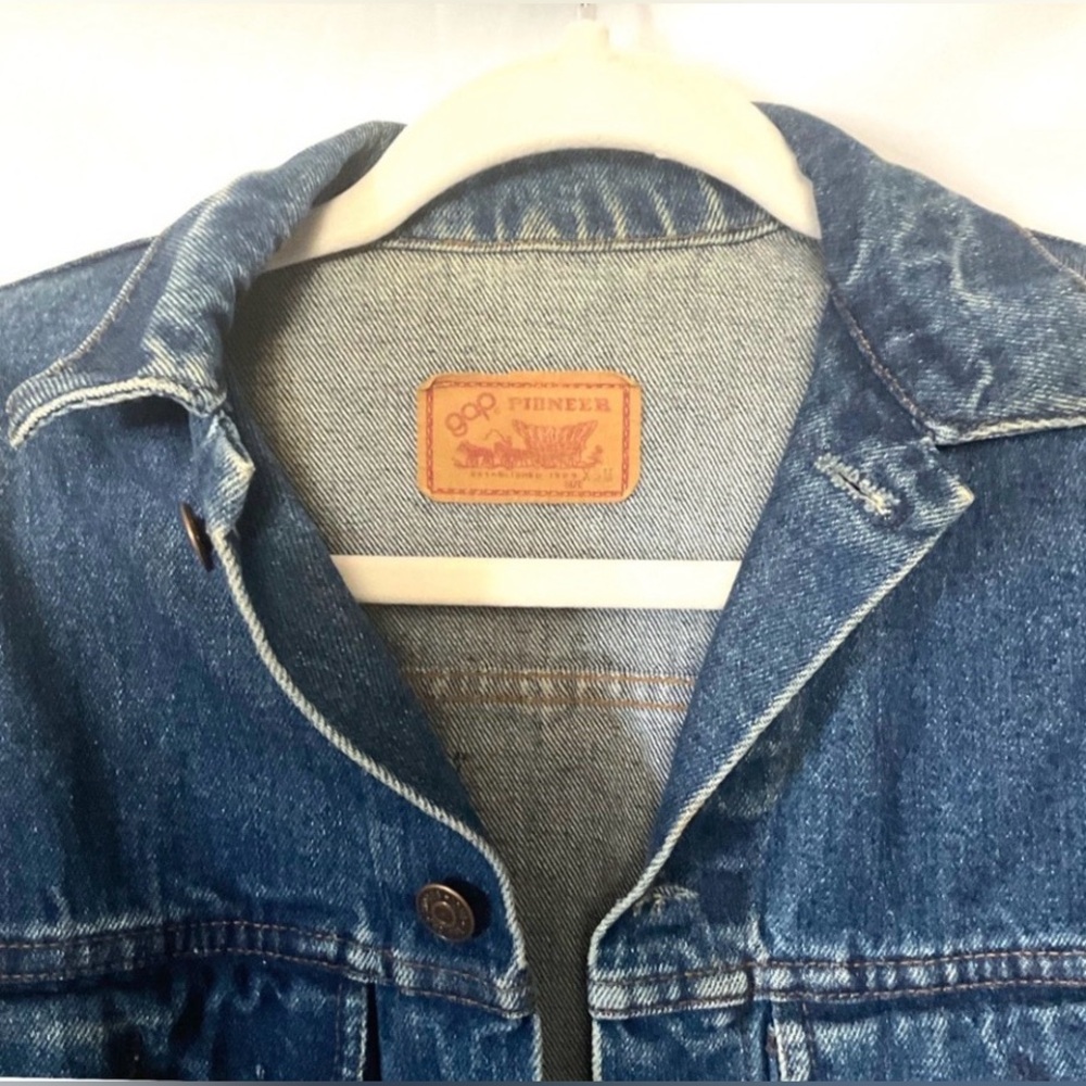 “Gap - Pioneer” Blue Denim Jacket 
Size: Small  EUC - Picture 4 of 5